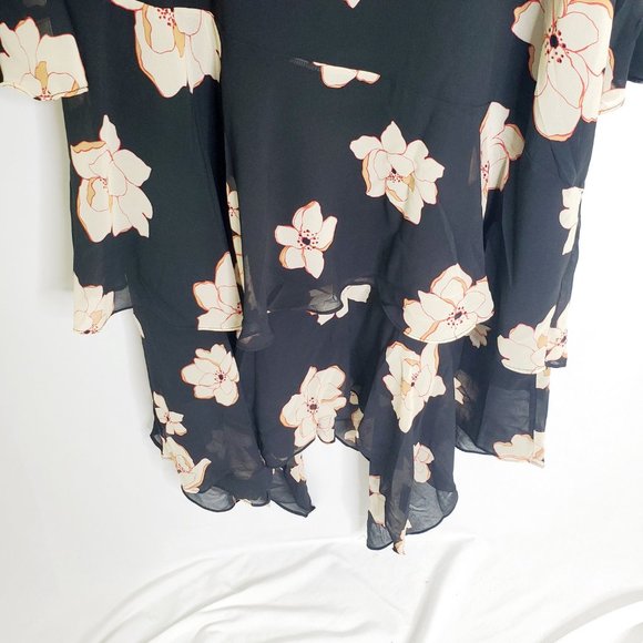 Floral Tiered Sheer Bell-Sleeved Cottagecore Dress - Picture 6 of 7